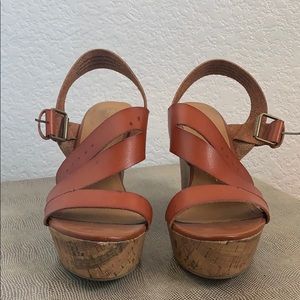 Chunky cork wedges